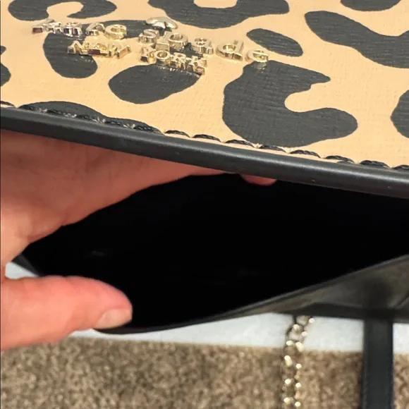 Kate Spade New York Remi leopard-print crossbody bag - Picture 9 of 9